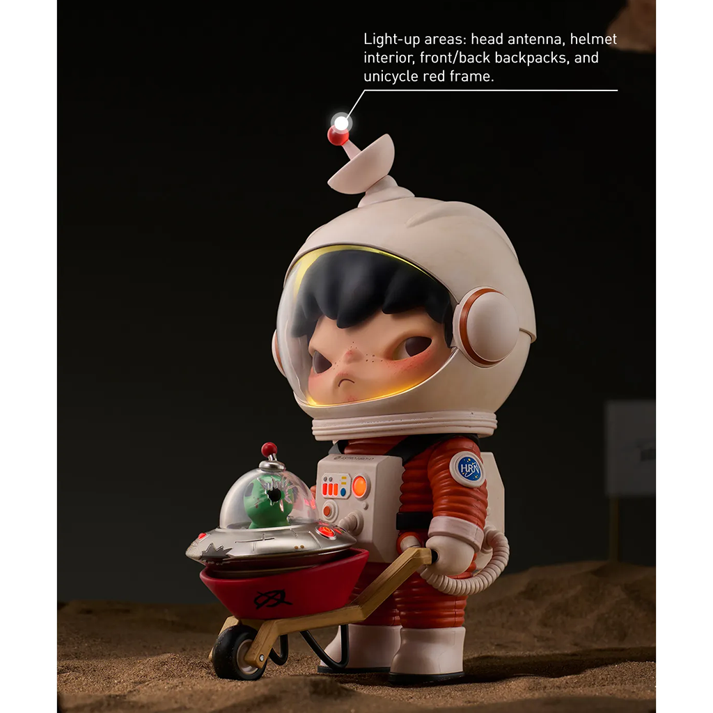 Hirono Search for Aliens Figurine