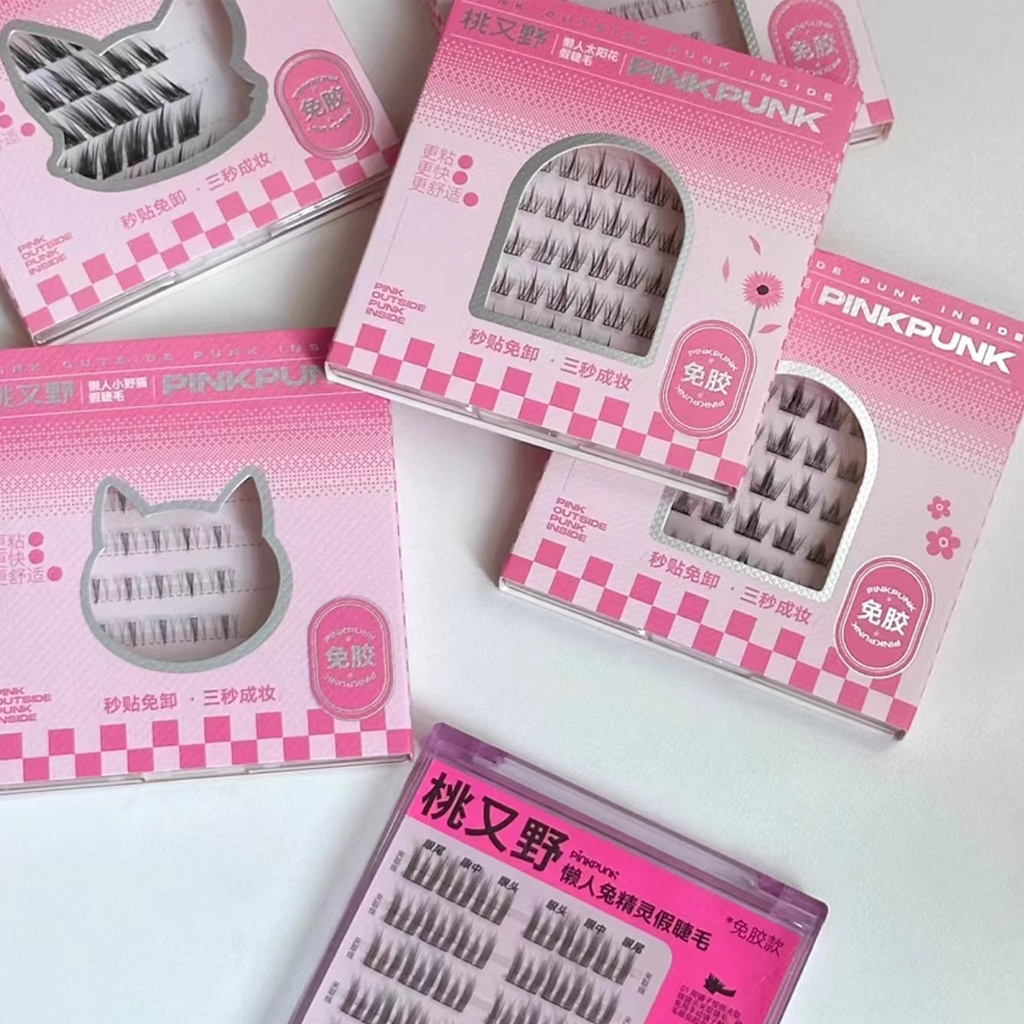 Glue-Free false eyelashes with pre-applied adhesive, there’s no waiting, no mess, and no damage to delicate eye skin.