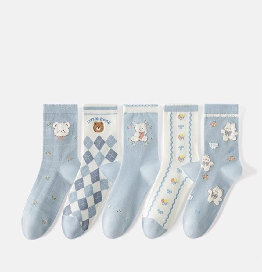 Add a soothing and stylish touch to your sock collection with the Caramella Blue Series.