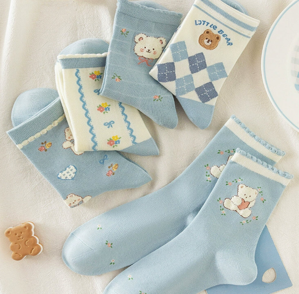 Add a soothing and stylish touch to your sock collection with the Caramella Blue Series.