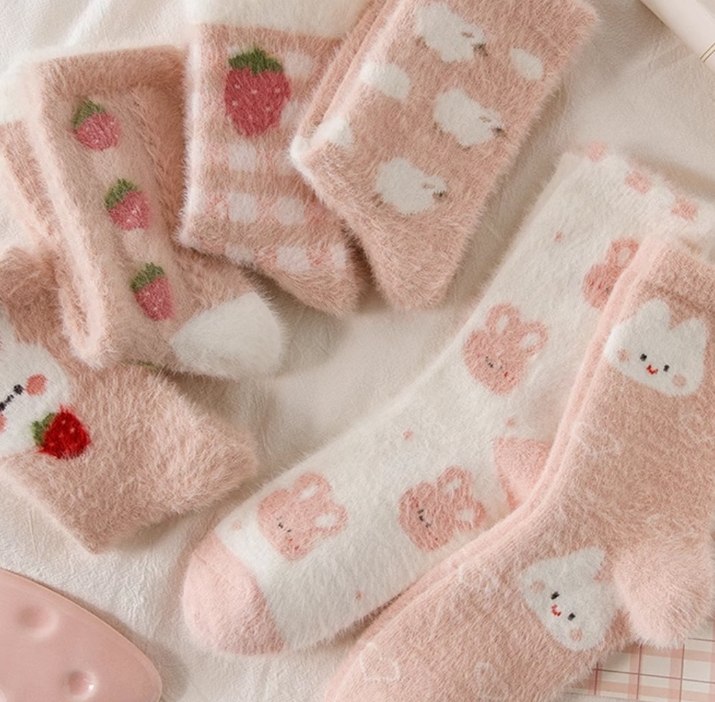 Caramella Winter Thickened Coral Fleece Mid-calf Socks 3 pairs