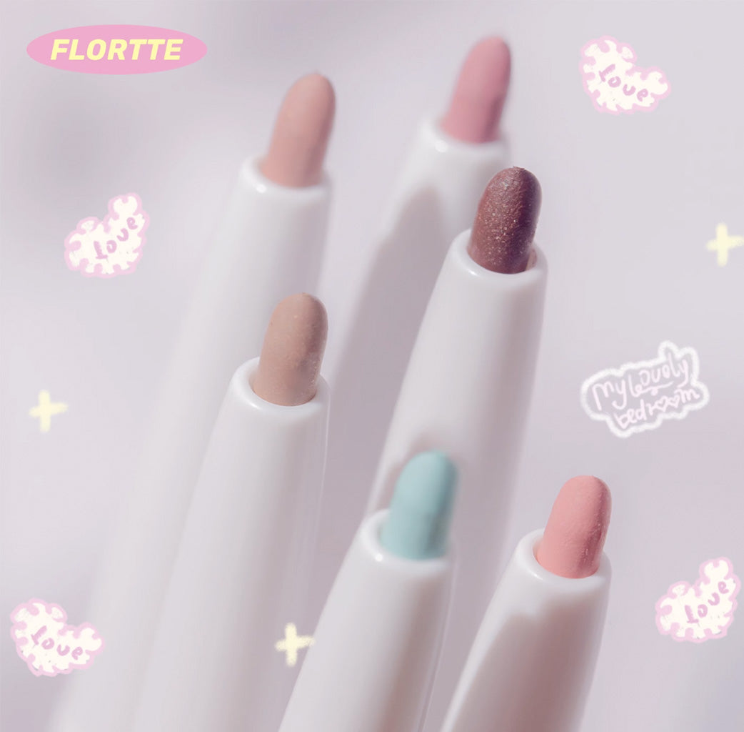 It is designed with a thin tip to achieve sharp, detailed lines or soft, smoky looks. It’s highly pigmented, smudge-proof, and resistant to water and oil, ensuring your eye makeup lasts throughout the day.