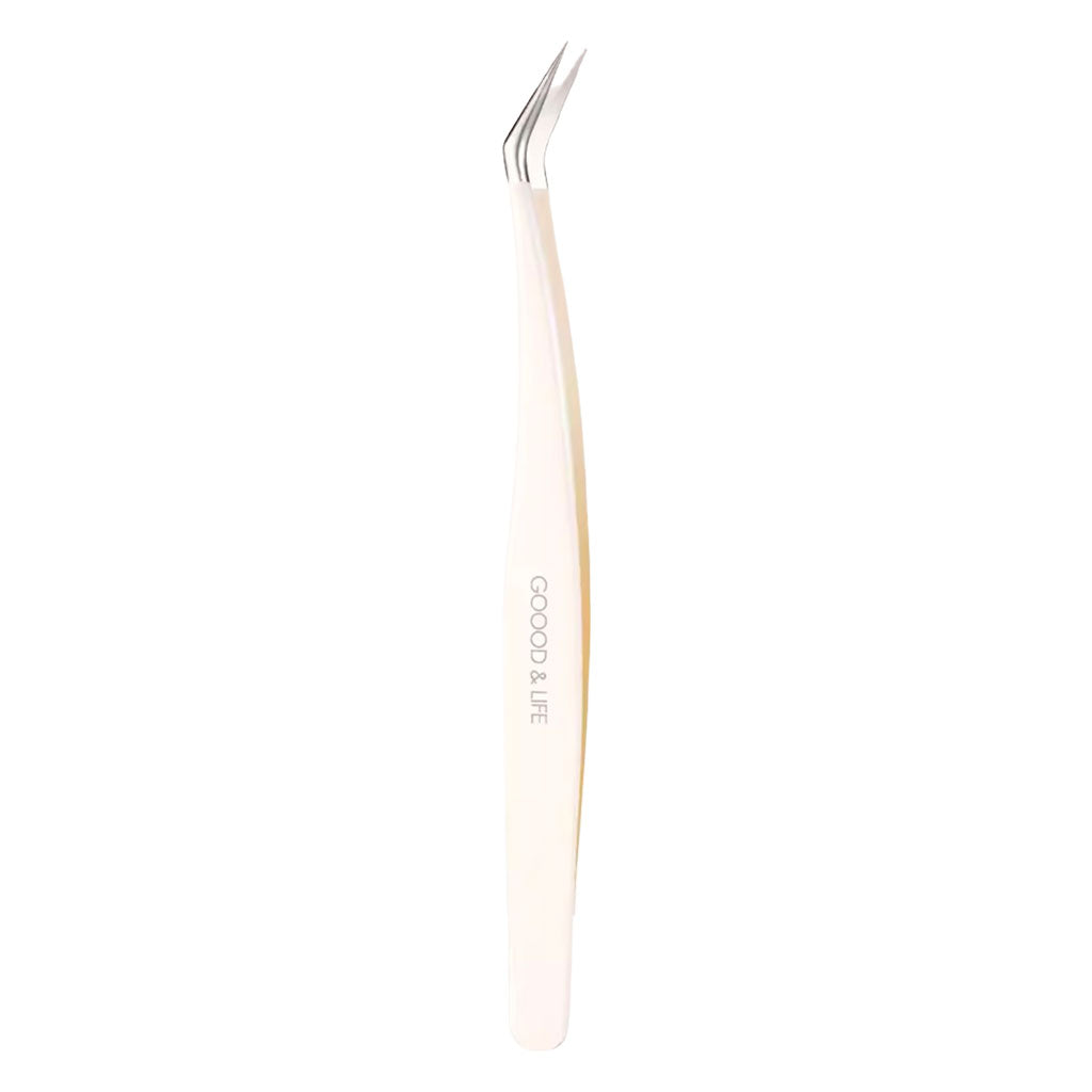 Tweezer is for all types of eyelashes, ensuring a secure hold.