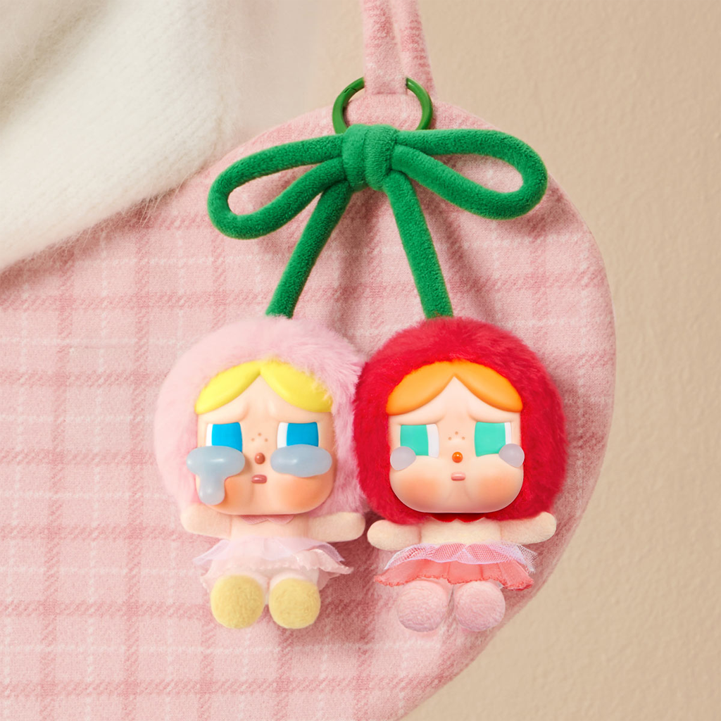 POP MART CRYBABY Crying For Love Series-Vinyl Plush Hanging Card (Love You Cherry Much)