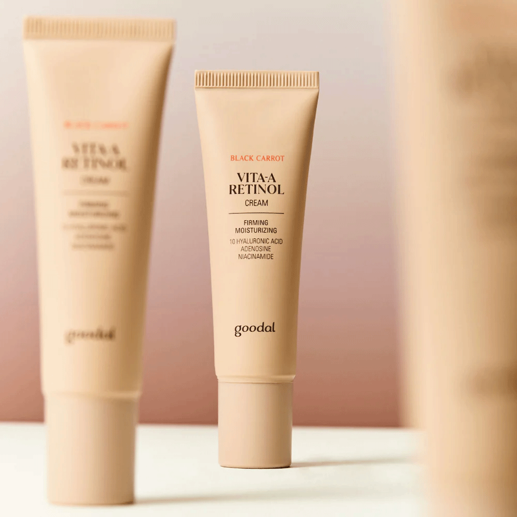 It is a powerful anti-aging cream formulated with black carrot extract and stabilized retinol (Vitamin A).