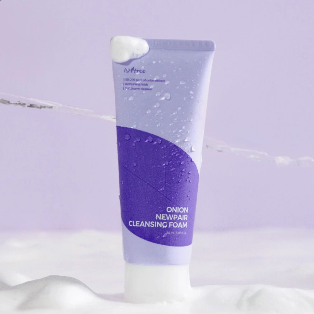 It is a gentle facial cleanser designed to purify the skin while providing soothing and brightening benefits.
