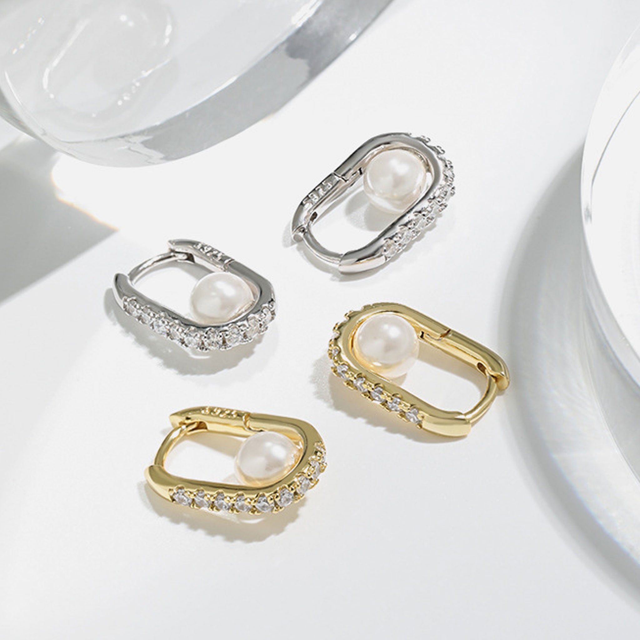 Geometric Oval Zircon Pearl Earrings