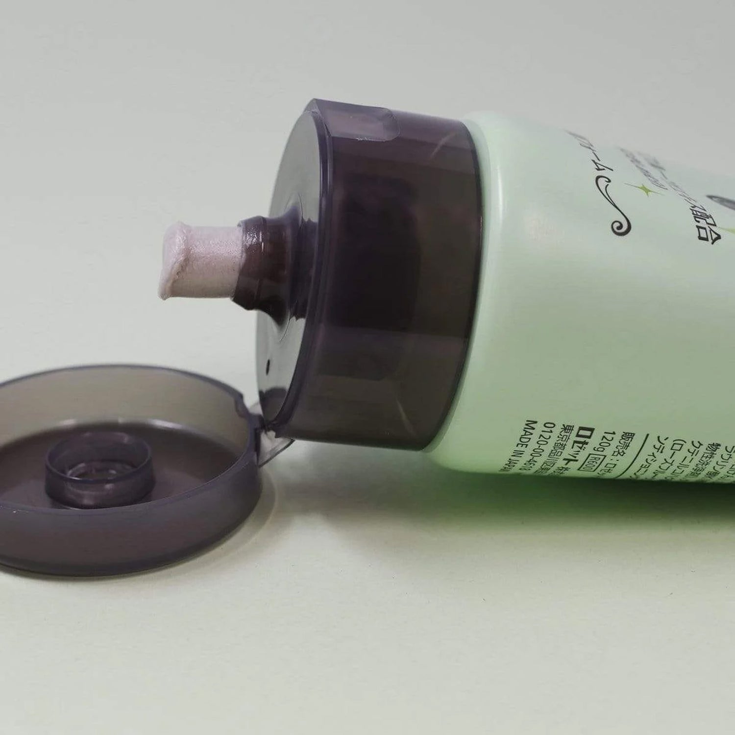 Rosette 海泥毛孔清洁洗面奶 120g