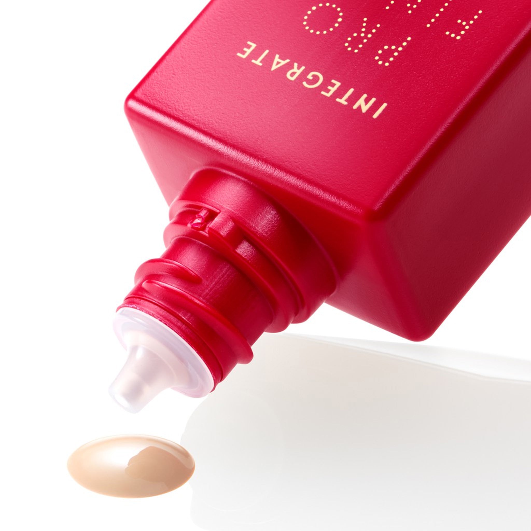 SHISEIDO 资生堂 Integrate Pro Finish 粉底  2 色 30 毫升