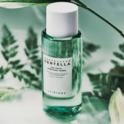 This gentle yet effective toner is formulated with Centella Asiatica extract sourced from Madagascar, known for its calming properties.