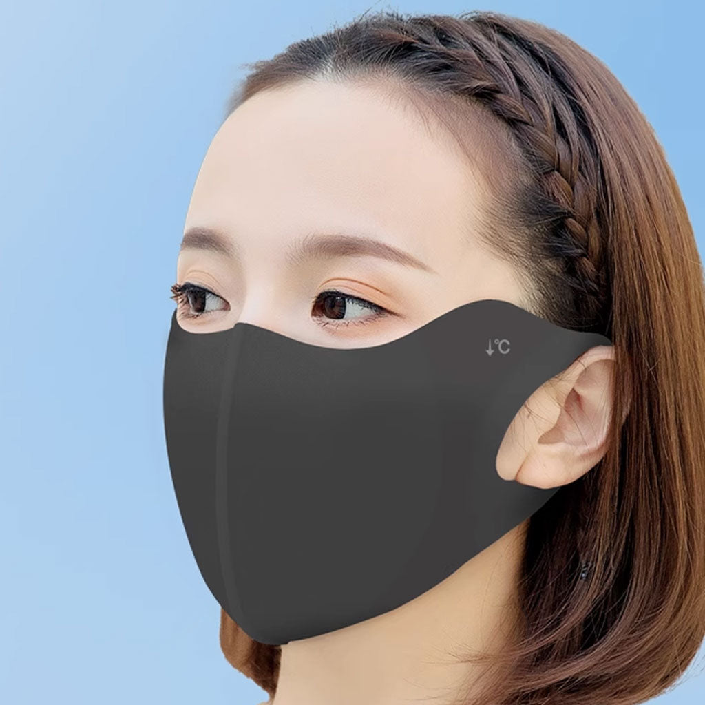 Face mask with a UPF 50+ rating, it provides over 98% UV protection. 