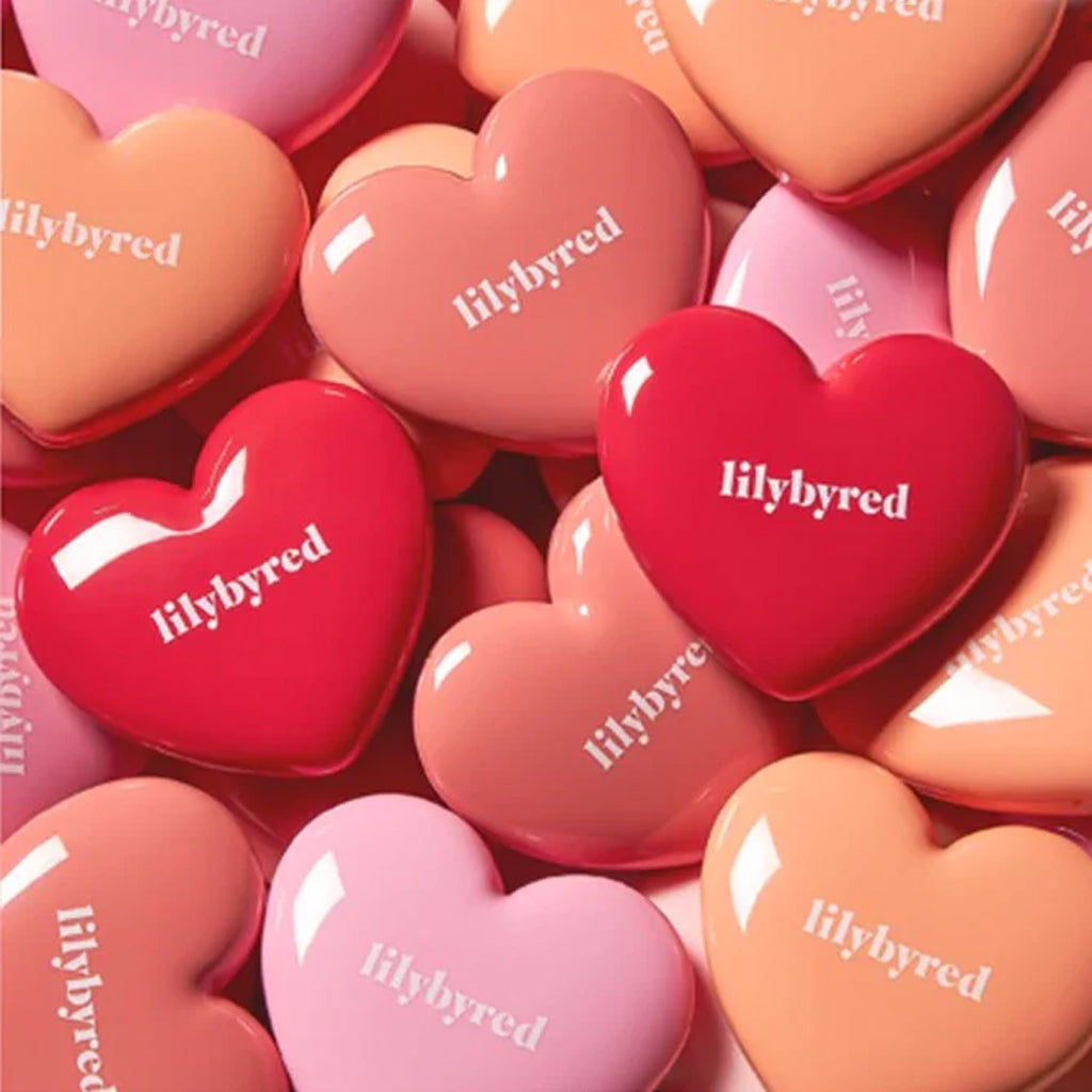 It is a creamy, lightweight blush balm designed to give your cheeks a natural, radiant glow. 