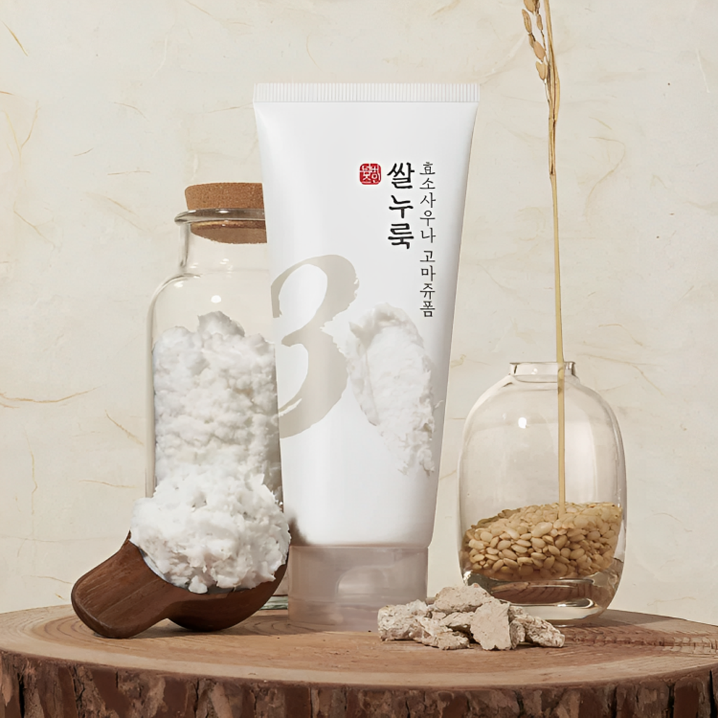 Gently exfoliate and purify with this rice yeast enzyme foam. Its warming bubbles and enzyme-rich formula melt away dead skin and sebum